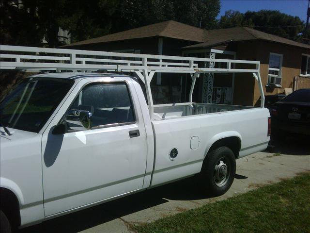 Dodge Dakota 1990 photo 4