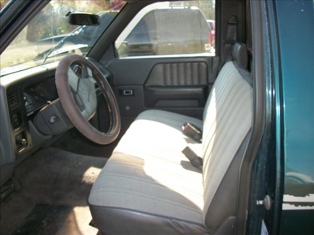 Dodge Dakota 1993 photo 2