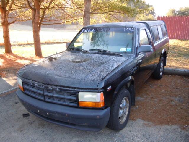 Dodge Dakota Base Pickup