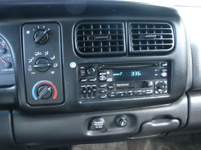 Dodge Dakota 1997 photo 58