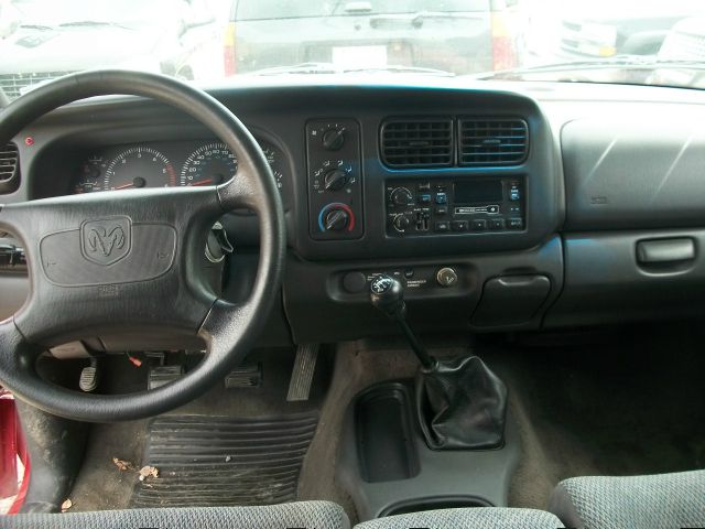 Dodge Dakota 1998 photo 1