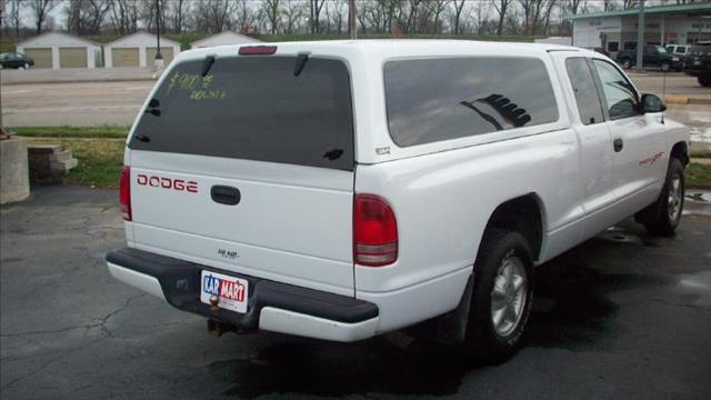 Dodge Dakota 1998 photo 2