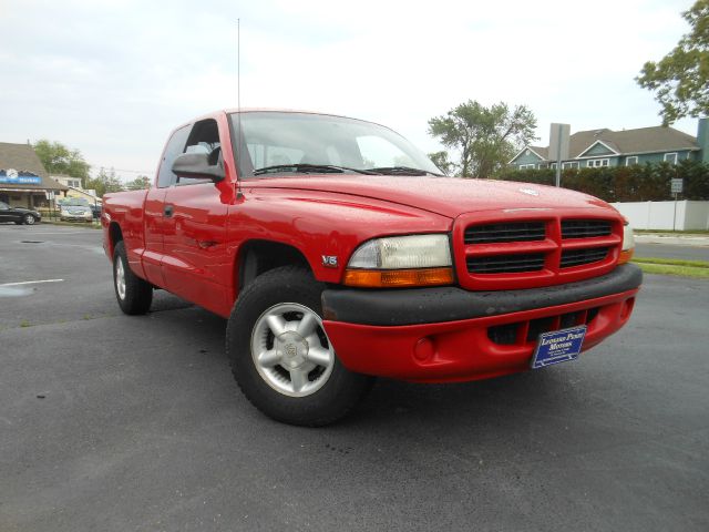 Dodge Dakota Premier 4x4 SUV Pickup Truck