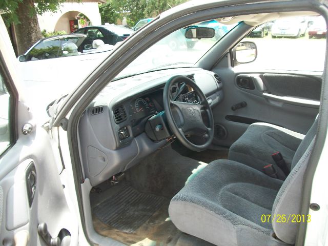 Dodge Dakota 1999 photo 4