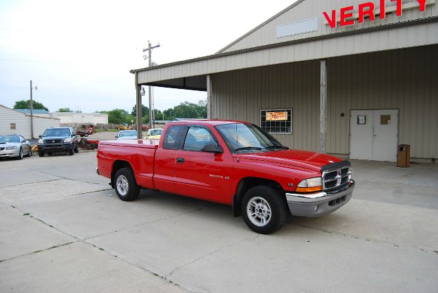 Dodge Dakota 1999 photo 1