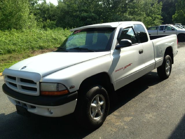 Dodge Dakota 2dr Sport Coupe AMG Pickup Truck