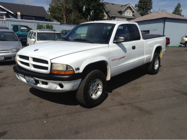 Dodge Dakota 1999 photo 2