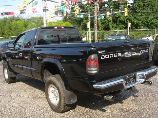 Dodge Dakota 1999 photo 2