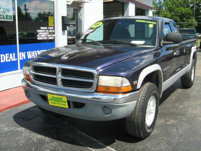 Dodge Dakota 1999 photo 2