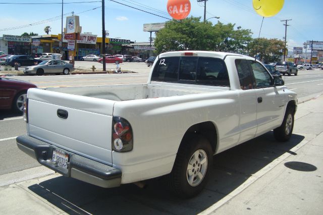 Dodge Dakota 1999 photo 12