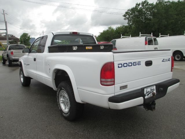 Dodge Dakota 2000 photo 1