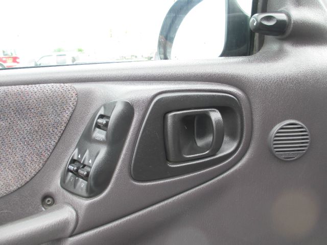 Dodge Dakota 2000 photo 12