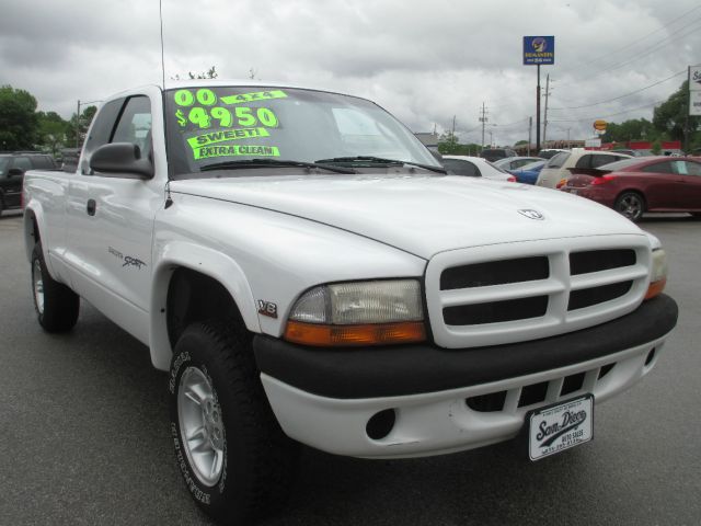 Dodge Dakota 2000 photo 13