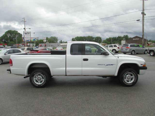 Dodge Dakota 2000 photo 19