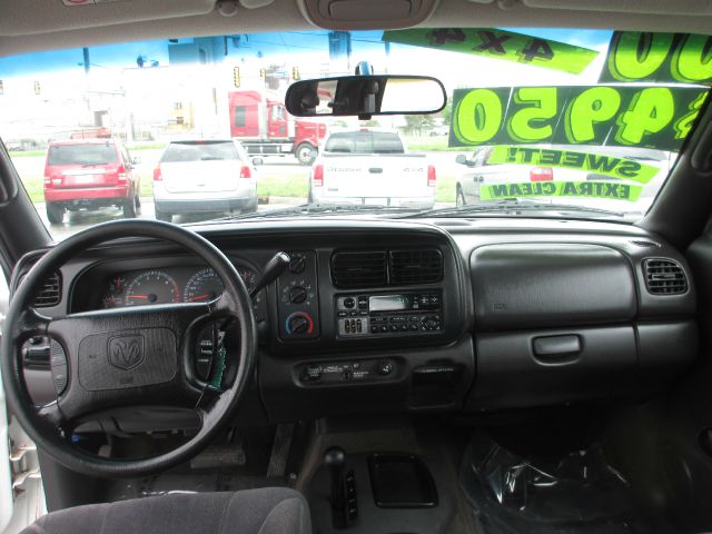 Dodge Dakota 2000 photo 8