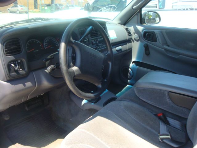 Dodge Dakota 2000 photo 1