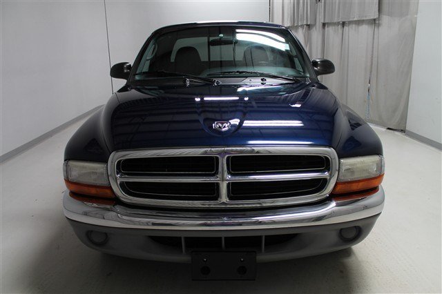 Dodge Dakota 2000 photo 2