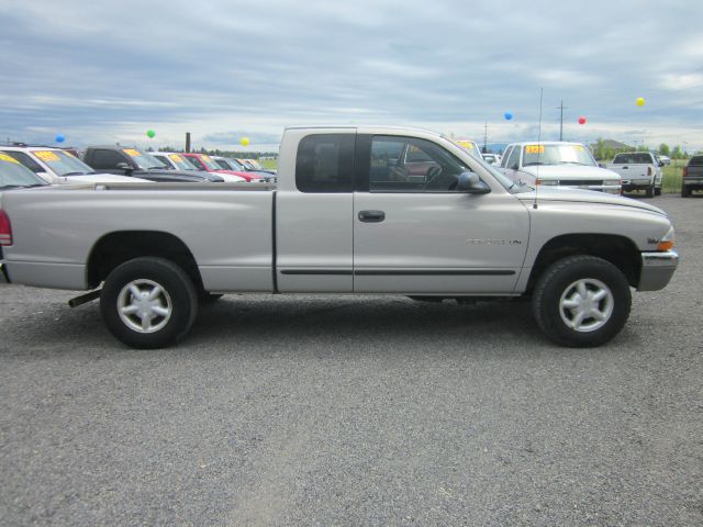 Dodge Dakota 2dr Sport Coupe AMG Pickup Truck