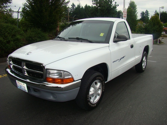 Dodge Dakota Base Unspecified