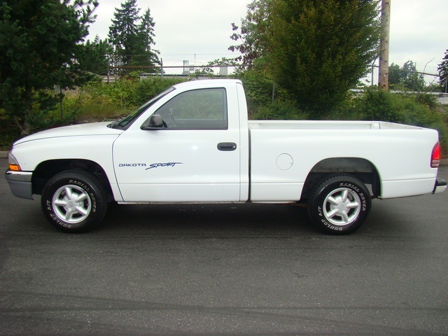 Dodge Dakota 2000 photo 1