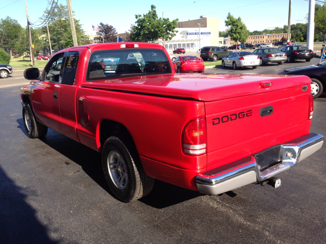 Dodge Dakota 2000 photo 1