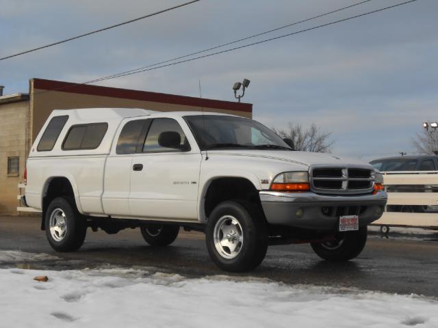 Dodge Dakota 2000 photo 2