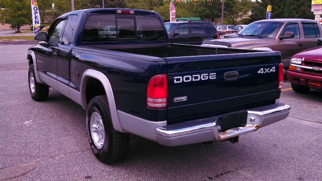 Dodge Dakota 2dr Sport Coupe AMG Pickup Truck