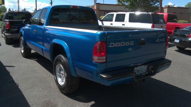 Dodge Dakota 2000 photo 2