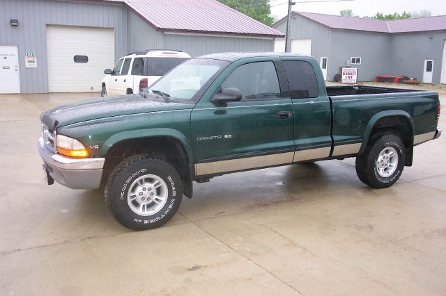 Dodge Dakota 2000 photo 8