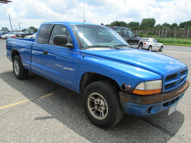 Dodge Dakota 2000 photo 1