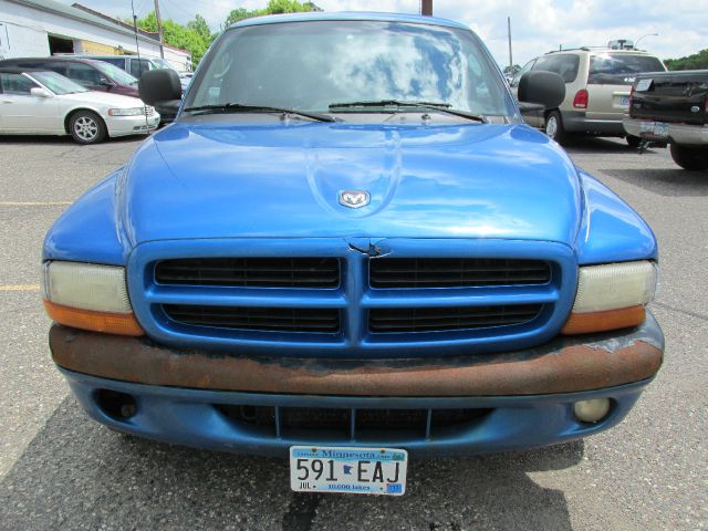 Dodge Dakota 2000 photo 2