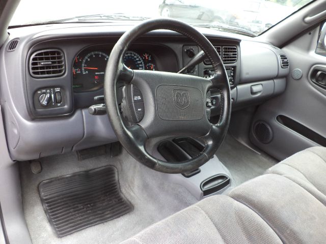 Dodge Dakota 2000 photo 2