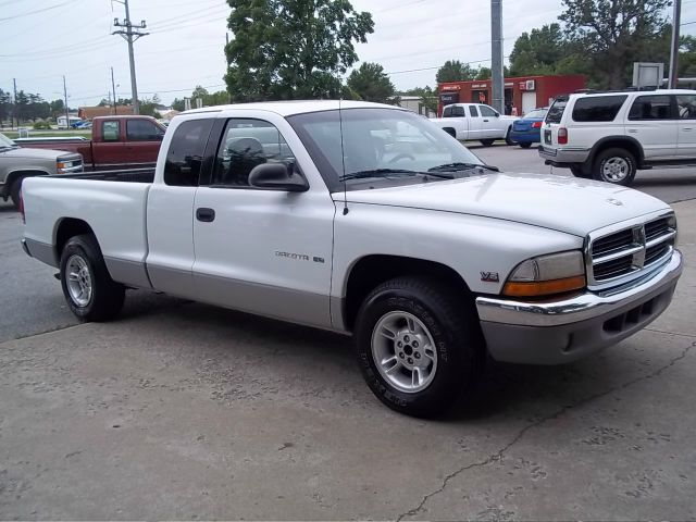 Dodge Dakota Premier 4x4 SUV Pickup Truck