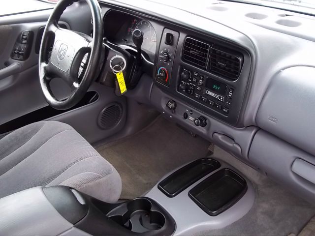 Dodge Dakota 2000 photo 13