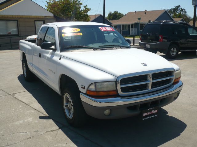 Dodge Dakota 2000 photo 2