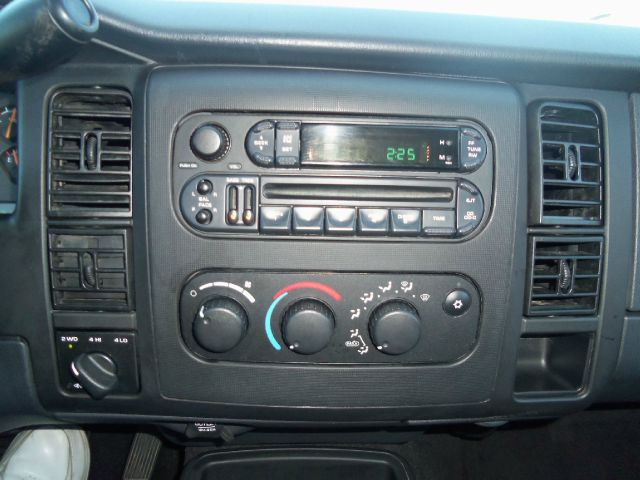 Dodge Dakota 2001 photo 8