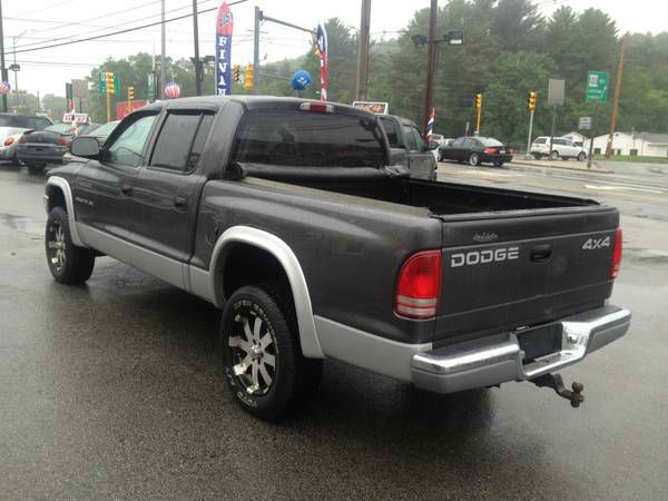 Dodge Dakota PZEV Pickup Truck