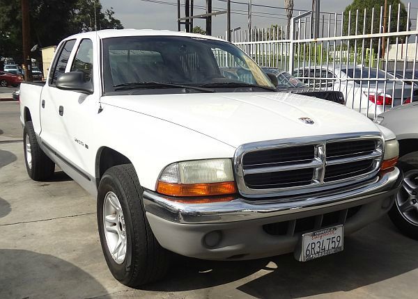 Dodge Dakota 2001 photo 1