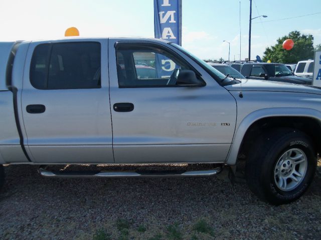 Dodge Dakota 2002 photo 3