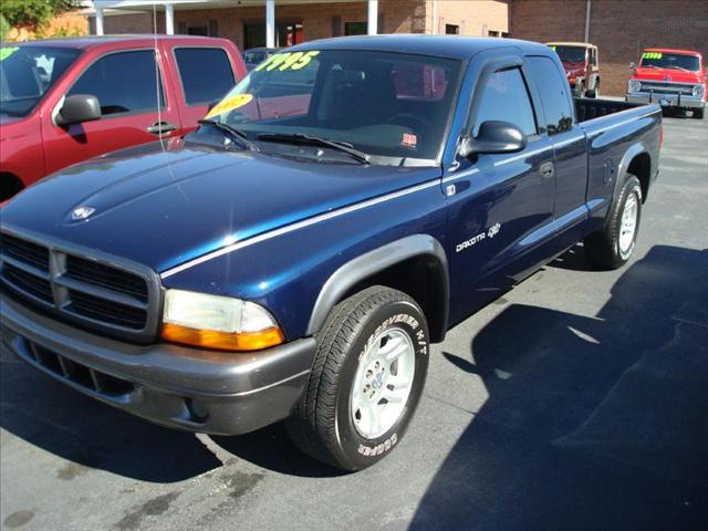 Dodge Dakota XLT- FX4 Pickup