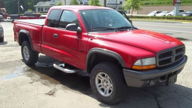 Dodge Dakota 4dr Sdn V6 CVT 3.5 SV W/premium Pkg Pickup Truck