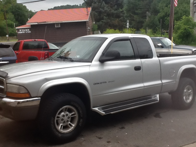 Dodge Dakota 2002 photo 2