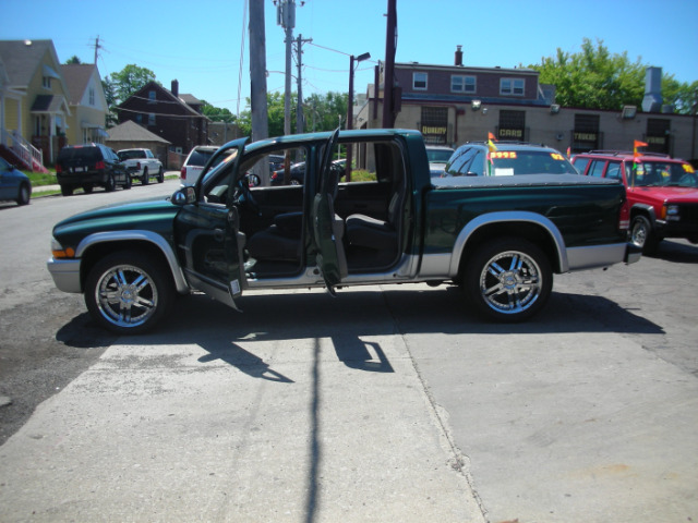 Dodge Dakota 2002 photo 2