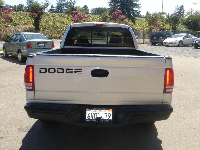 Dodge Dakota 2002 photo 2