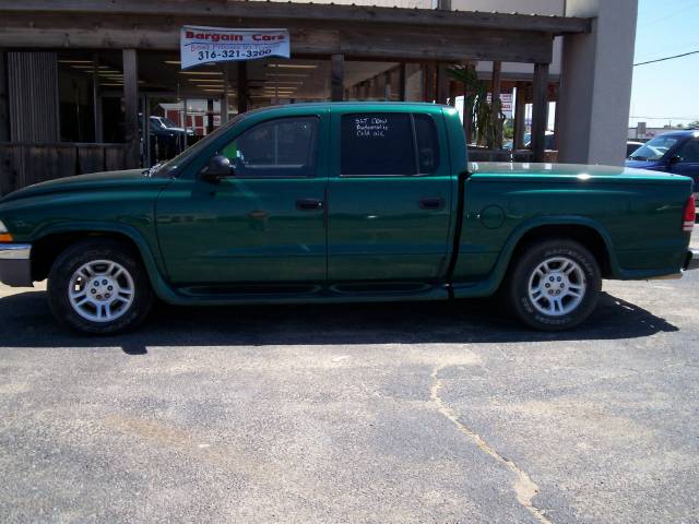 Dodge Dakota SLT Pickup