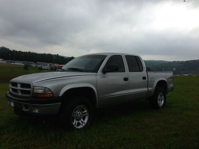 Dodge Dakota 2003 photo 2