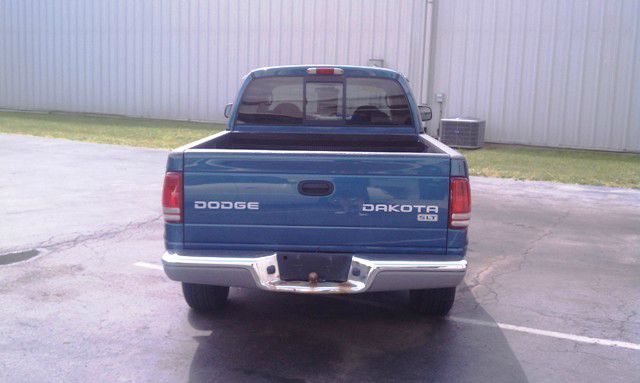 Dodge Dakota 2003 photo 2