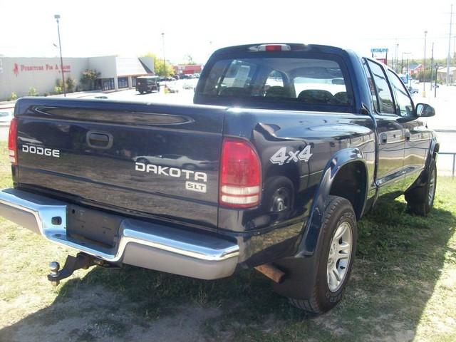 Dodge Dakota 2003 photo 2