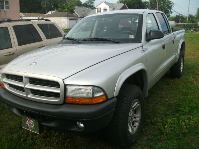 Dodge Dakota 4dr LX 4WD Auto Pickup Truck