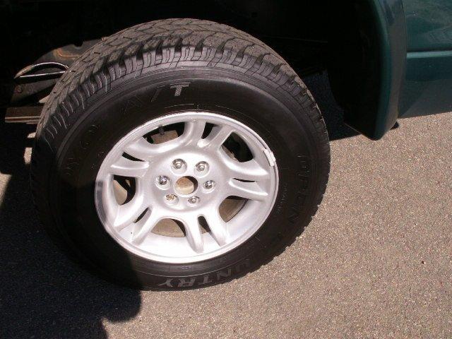 Dodge Dakota 2003 photo 3